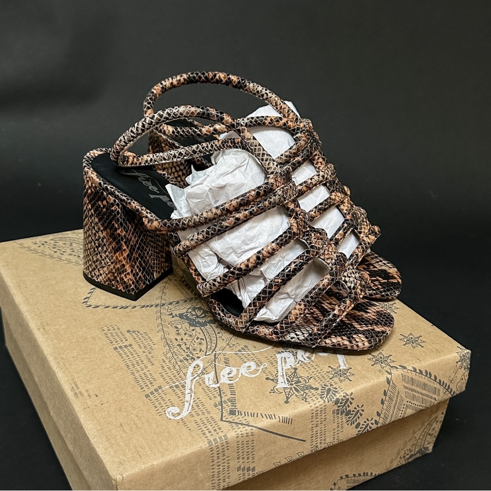 NEW Free People Colette Cinched Block Heel Strappy Snake Print Sandals size 39 - Picture 11 of 11